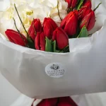 Buchet Hortensie și Lalele - Bucurie Sinceră 02